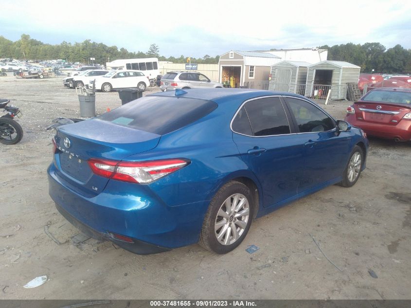2020 TOYOTA CAMRY LE - 4T1L11AK1LU384105