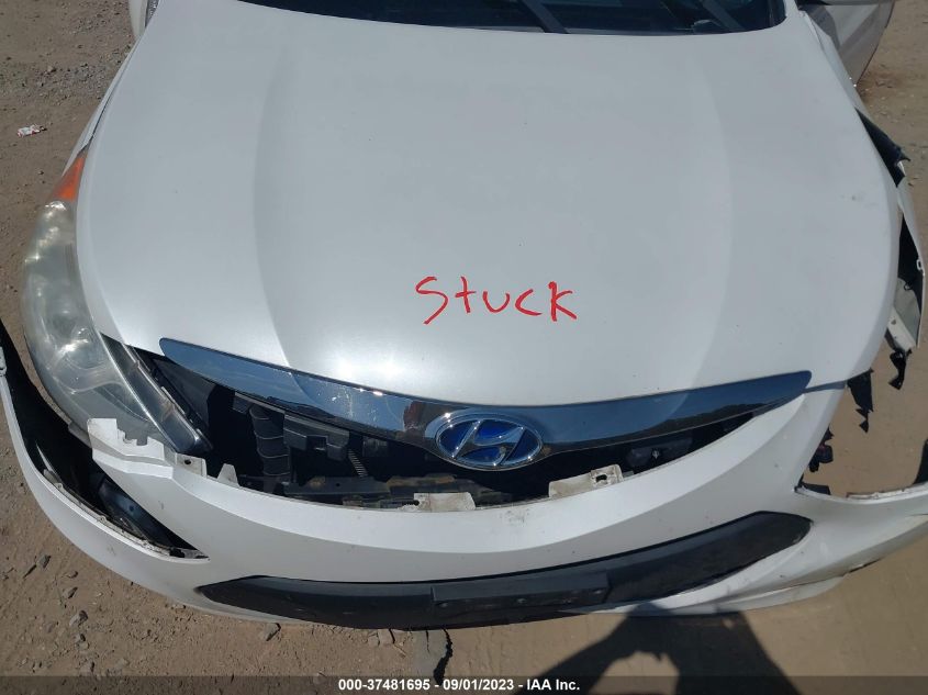 2013 HYUNDAI SONATA HYBRID - KMHEC4A48DA087177