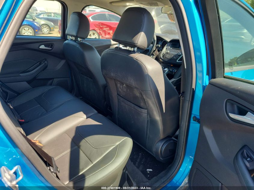 2015 FORD FOCUS SE - 1FADP3F26FL235250