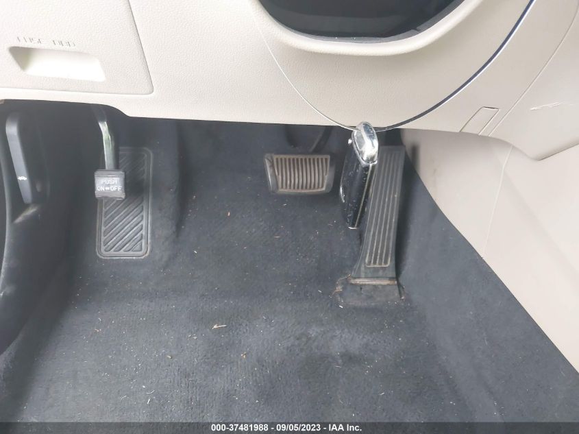 2014 KIA CADENZA PREMIUM KNALN4D72E5120676