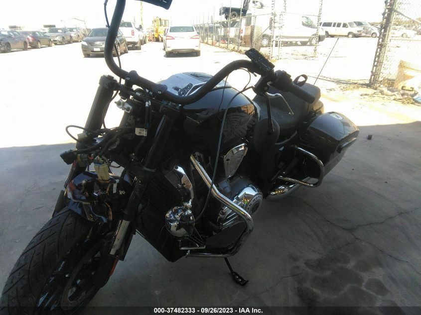 2023 INDIAN MOTORCYCLE CO. CHALLENGER 56KLCBRR0P3415811