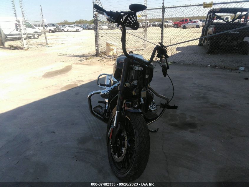 2023 INDIAN MOTORCYCLE CO. CHALLENGER 56KLCBRR0P3415811