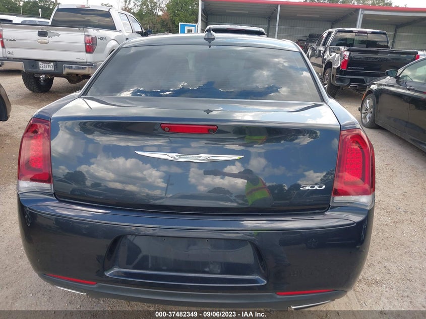 VIN 2C3CCAAG0JH301990 2018 CHRYSLER 300 TOURING