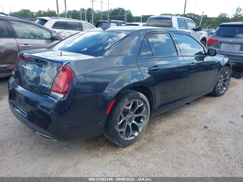 VIN 2C3CCAAG0JH301990 2018 CHRYSLER 300 TOURING