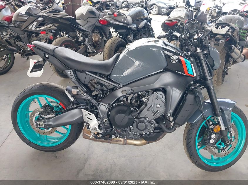 2023 YAMAHA MT09 - JYARN71EZPA004031