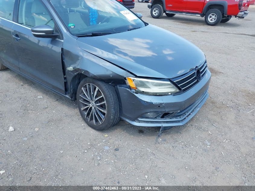 2015 VOLKSWAGEN JETTA SEDAN 1.8T SE - 3VWD07AJ3FM216476