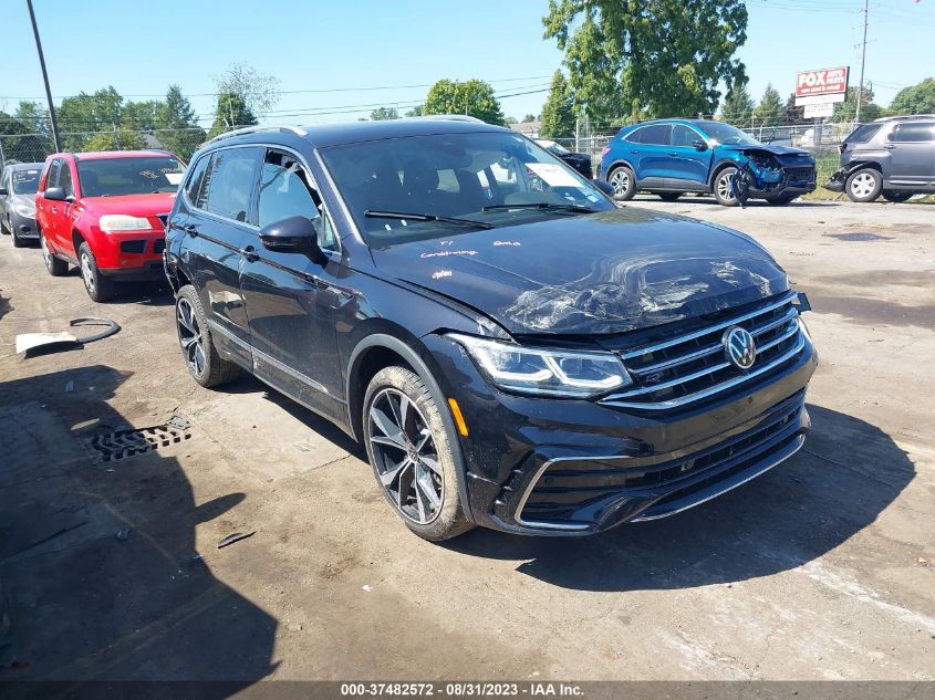 3VV4B7AXXNM120684 Volkswagen Tiguan SEL R-LINE