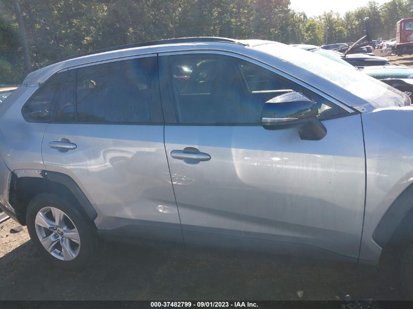 2019 TOYOTA RAV4 XLE - JTMW1RFV0KD042291