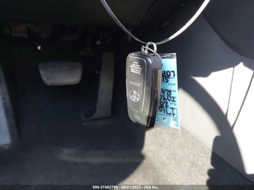2019 TOYOTA RAV4 XLE - JTMW1RFV0KD042291