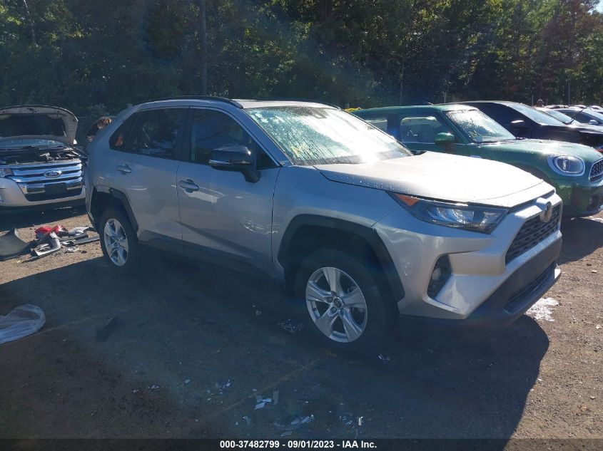 2019 TOYOTA RAV4 XLE - JTMW1RFV0KD042291