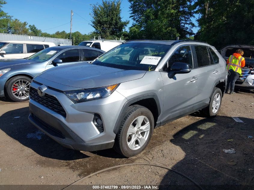 2019 TOYOTA RAV4 XLE - JTMW1RFV0KD042291