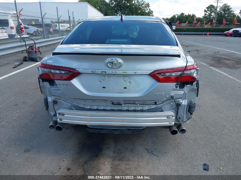 4T1K61AK8NU014141 Toyota Camry XSE 17