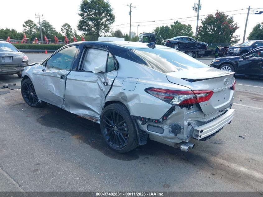 4T1K61AK8NU014141 Toyota Camry XSE 3