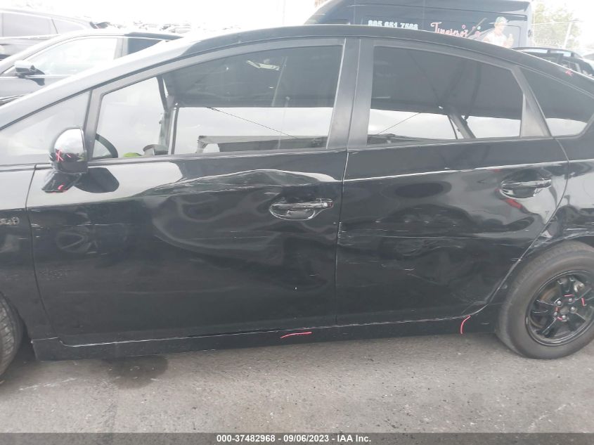 2015 TOYOTA PRIUS FOUR - JTDKN3DU0F1914616