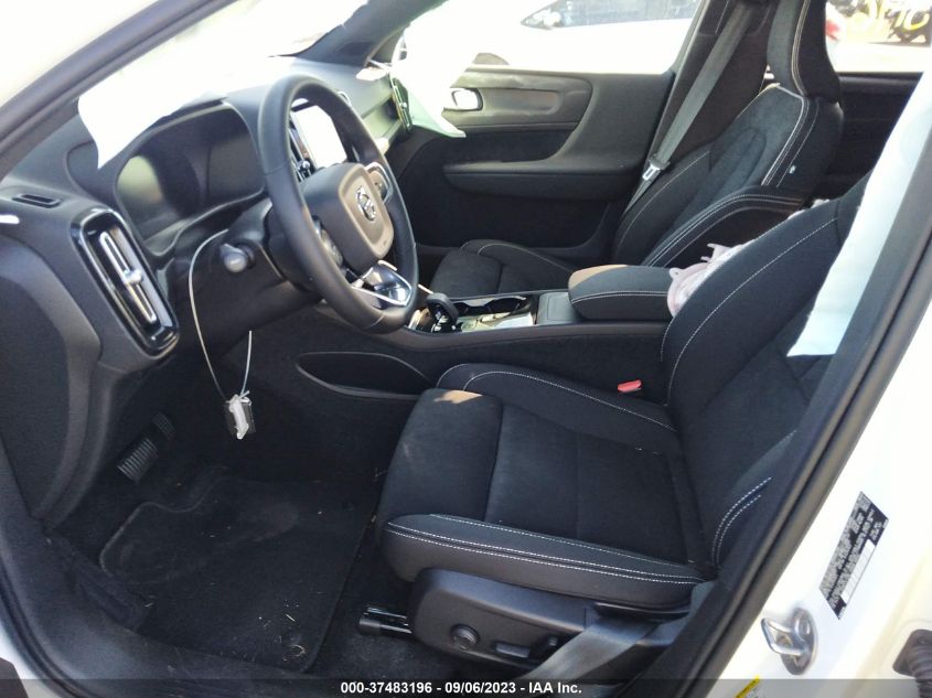 2023 VOLVO C40 RECHARGE PURE ULTIMATE YV4ED3GM8P2062438