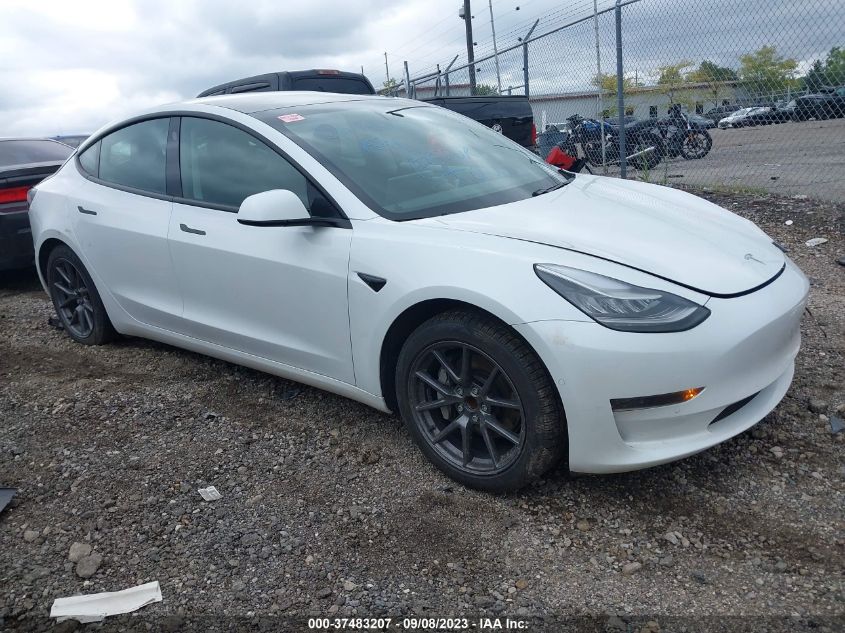 5YJ3E1EA0MF851437 Tesla Model 3 