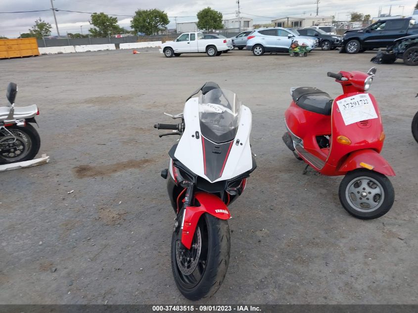 2016 YAMAHA YZFR1S C JYARN42Y8GA000329
