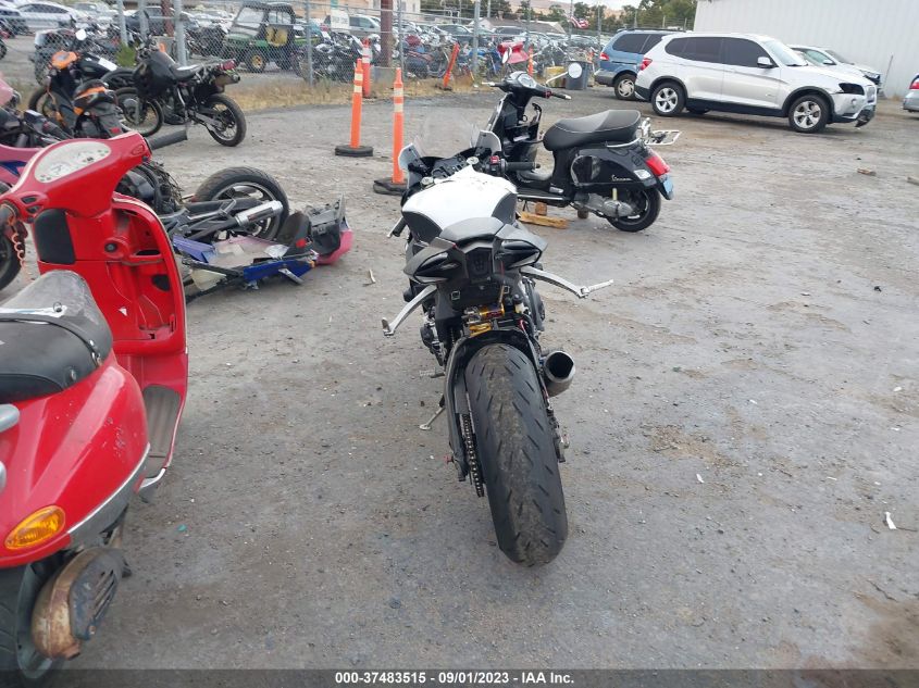 2016 YAMAHA YZFR1S C JYARN42Y8GA000329