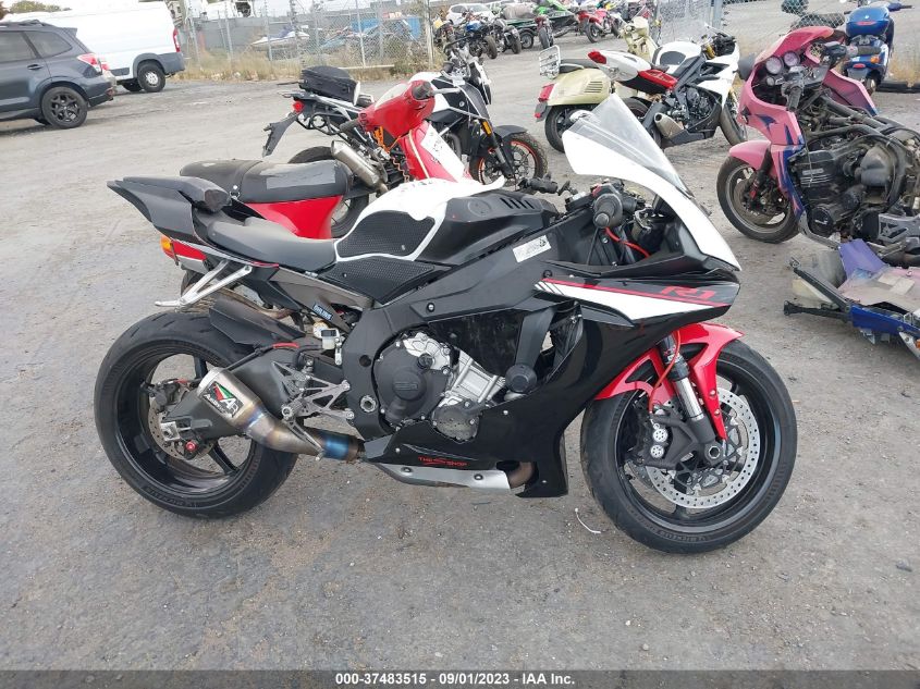 2016 YAMAHA YZFR1S C JYARN42Y8GA000329