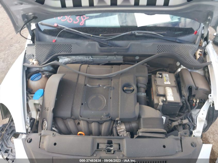 2013 VOLKSWAGEN BEETLE COUPE 2.5L ENTRY - 3VWFX7AT3DM604178