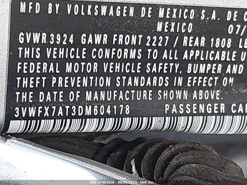 2013 VOLKSWAGEN BEETLE COUPE 2.5L ENTRY - 3VWFX7AT3DM604178