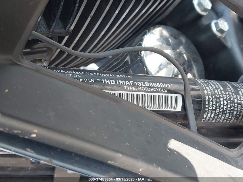 2020 HARLEY-DAVIDSON FLHTCUTG - 1HD1MAF13LB856091