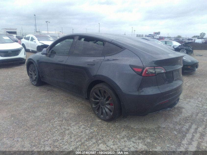 2021 TESLA MODEL Y PERFORMANCE - 5YJYGDEF6MF256685