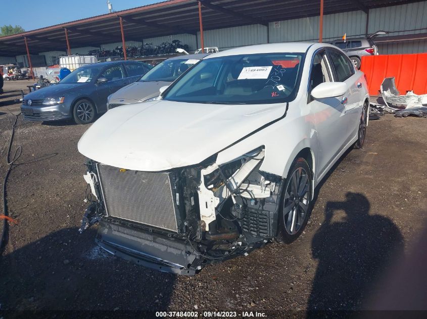 2016 NISSAN ALTIMA 2.5 SR - 1N4AL3AP0GC270367