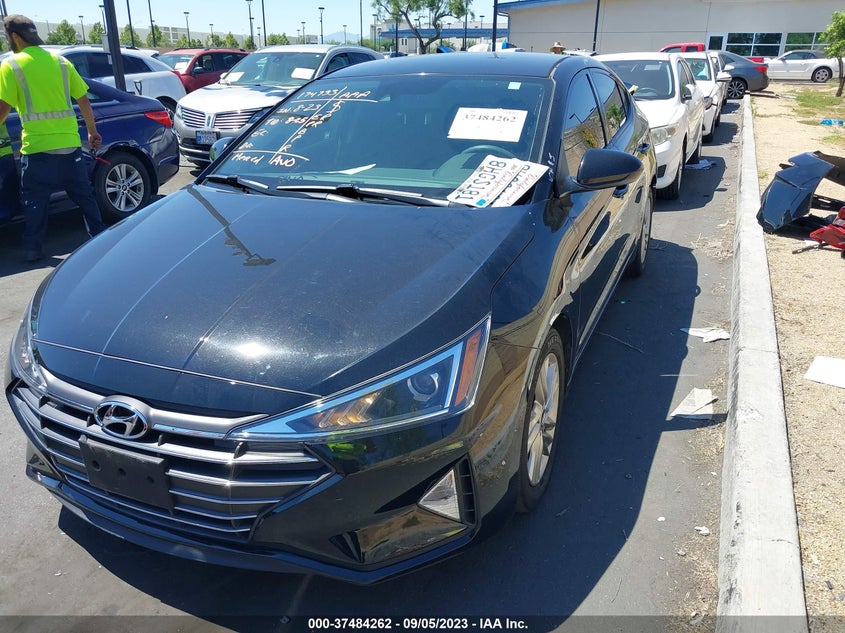 VIN 5NPD84LF0KH413866 2019 HYUNDAI ELANTRA SEL
