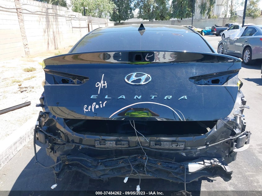 VIN 5NPD84LF0KH413866 2019 HYUNDAI ELANTRA SEL