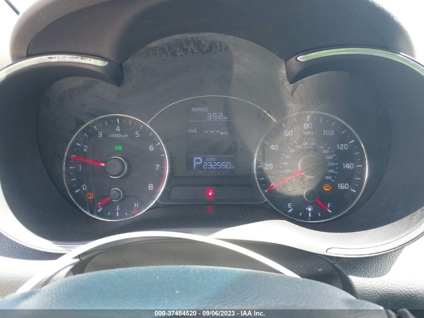 2016 KIA FORTE LX - KNAFK4A63G5585052