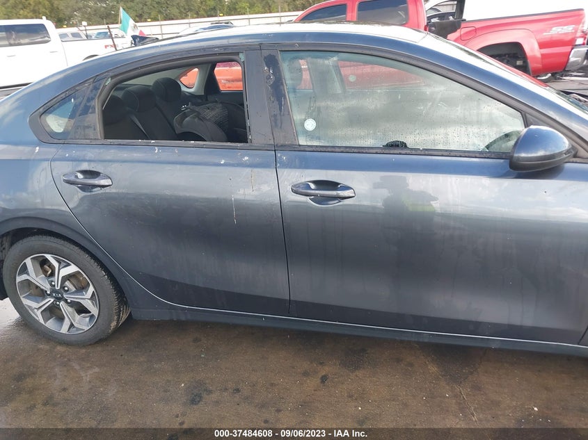 VIN 3KPF24ADXLE200957 2020 KIA FORTE LXS