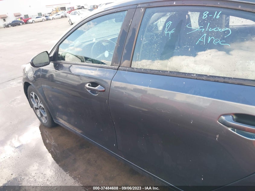 VIN 3KPF24ADXLE200957 2020 KIA FORTE LXS