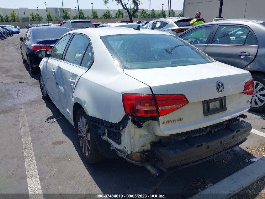 2015 VOLKSWAGEN JETTA SEDAN 1.8T SE W/CONNECTIVITY - 3VWD17AJ9FM304493