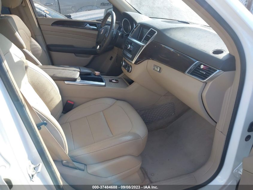 2014 MERCEDES-BENZ M-CLASS ML 350 4JGDA5HB2EA313565