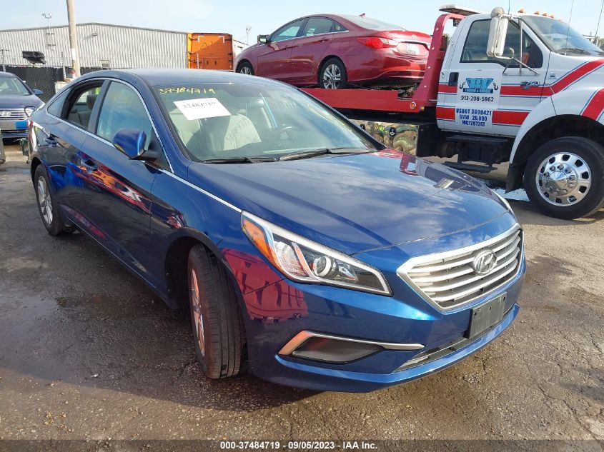 2017 HYUNDAI SONATA SE - 5NPE24AF0HH456752