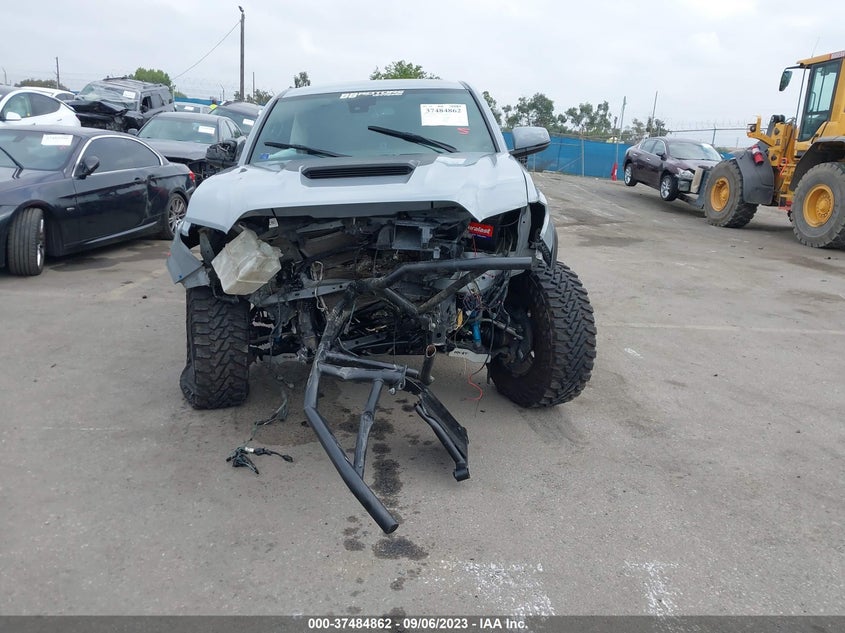 VIN 3TMCZ5AN2KM266906 2019 TOYOTA TACOMA 4WD TRD SPORT