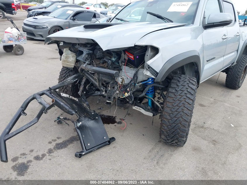 VIN 3TMCZ5AN2KM266906 2019 TOYOTA TACOMA 4WD TRD SPORT