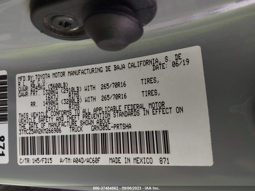 VIN 3TMCZ5AN2KM266906 2019 TOYOTA TACOMA 4WD TRD SPORT