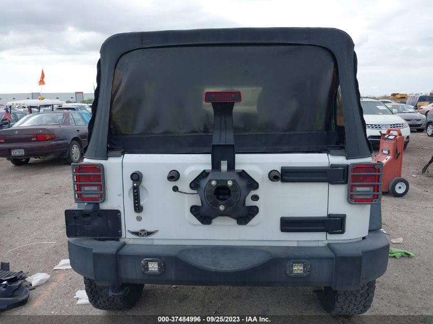 2015 JEEP WRANGLER UNLIMITED SPORT - 1C4HJWDG5FL601888