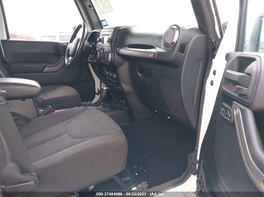 2015 JEEP WRANGLER UNLIMITED SPORT - 1C4HJWDG5FL601888