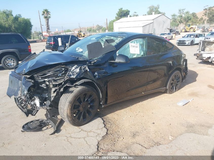 2021 TESLA MODEL Y LONG RANGE - 5YJYGDEE3MF085370