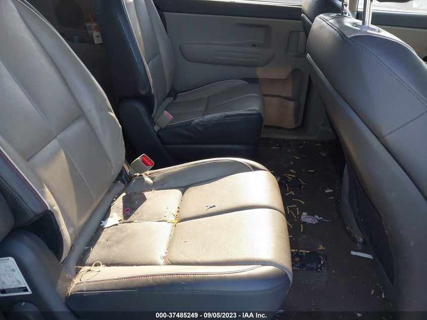 VIN KNDMB5C12H6336867 2017 KIA SEDONA LX