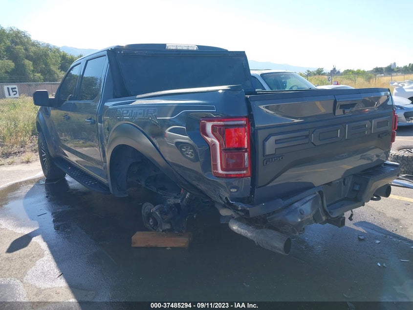 VIN 1FTFW1RG2LFC05240 2020 FORD F-150 RAPTOR