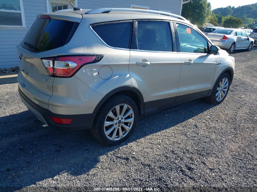 VIN 1FMCU9JD5HUD37433 2017 FORD ESCAPE TITANIUM