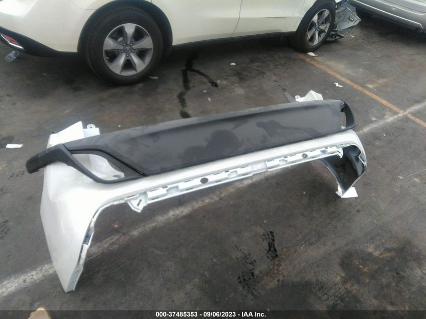 2022 TOYOTA HIGHLANDER LE - 5TDZZRAHXNS136145