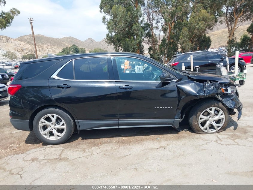 VIN 2GNAXKEX2J6225425 2018 CHEVROLET EQUINOX LT
