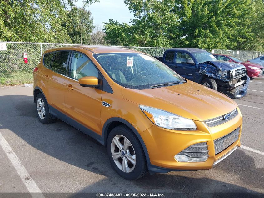 2016 FORD ESCAPE SE - 1FMCU9GX0GUT01596