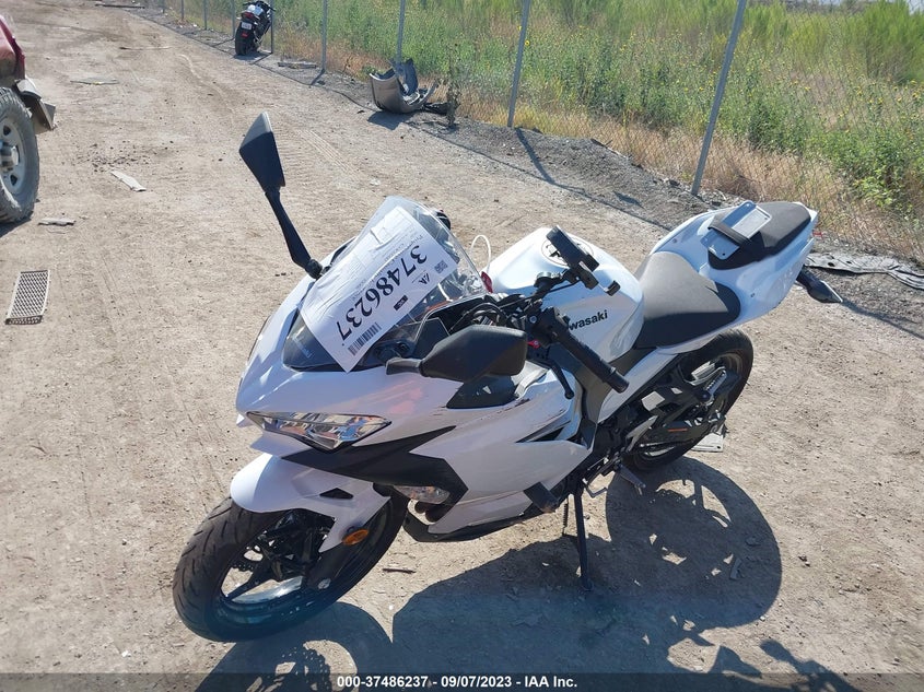 VIN JKAEXKH17LDA63648 2020 KAWASAKI EX400