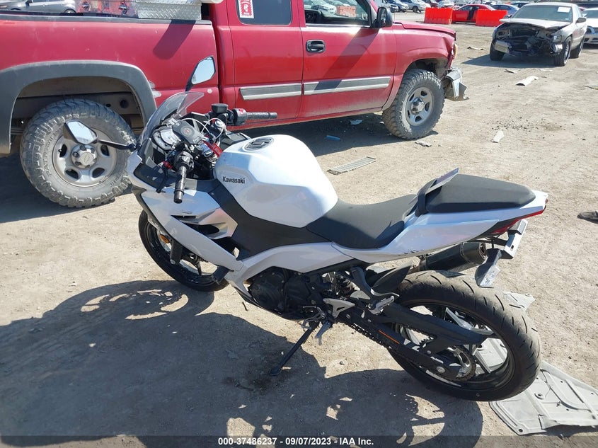VIN JKAEXKH17LDA63648 2020 KAWASAKI EX400